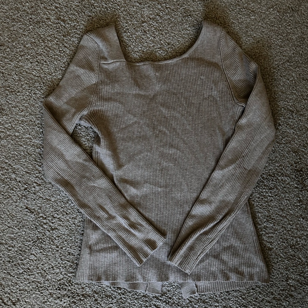 Women's Gray Ribbed Cardigan - Picture 3 of 5